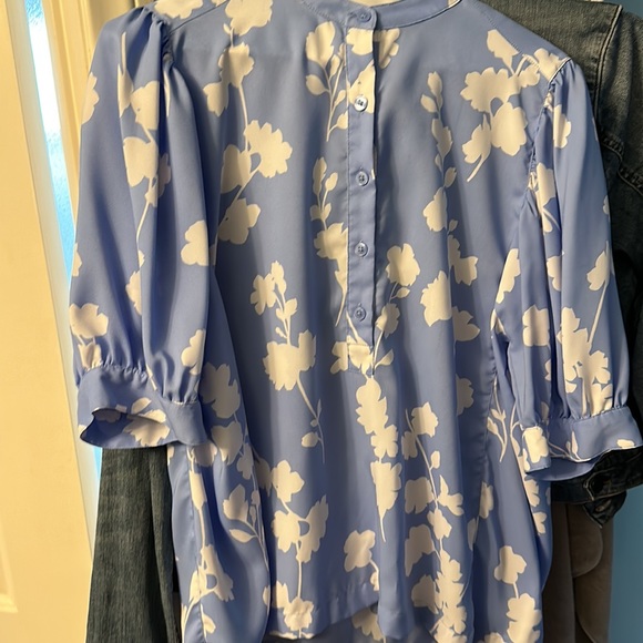 Darling Blouse - Picture 2 of 2